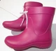 Жіночі гумові чоботи Crocs Freesail Shorty Rain Boot Pink Berry (33/34, яскраво-рожевий) - зображення 9