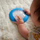 Dysk sensoryczny Jellystone Designs Peekaboo A-Ku-Ku! Plaża z figurkami (9343900011532) - obraz 6