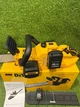 Пилка професійна DeWalt DCM775N 48V 6Ah безщіткова з автоматичним змащенням пилка акумуляторна 40 см для швидкого розпилу з 2 акумуляторами в комплекті - изображение 7