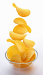 Чипсы Pringles со вкусом сметана и лук Sour Cream Onion 165 г - изображение 2