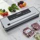Вакууматор Rotex SuperVac 120Вт для сухих і вологих продуктів, вакуумний пакувальник з LED дисплеєм, 10 пакетів 20x30 см, сірий (S-ОZІSVR) - зображення 1