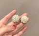 Женские сережки "Гроздья" jewelry Белые - изображение 4