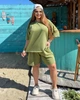 Женский костюм повседневный оливковый 50-52 р2333.065 - изображение 1