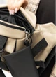 Велика жіноча поясна сумка бананка з натуральної шкіри міська Sambag DynamicDart сіра 60511 - зображення 9