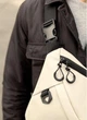 Мужская сумка-бананка под ноутбук Sambag Urban Laptop черная серая текстильная сумка-кроссбоди для ноутбуков до 14″ 51937 - изображение 3