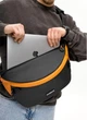 Мужская сумка-бананка под ноутбук Sambag Urban Laptop черно-оранжевая текстильная кросс-боди сумка для ноутбука до 14″ 51940 - изображение 10