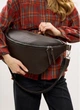 Кожаная сумка для ноутбука Sambag Roll Urban Laptop коричневая 46x26 см для 12.5–17 дюймов Sambag 55158 - изображение 6