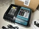 Зарядное устройство DC18RC для аккумуляторов типа Makita Li-ion 14.4V-18V и аналогов (Вилка UK) - Б/У - изображение 7