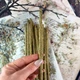 Зеленая свеча с корицей, лавровым листом и гвоздикой - изображение 3