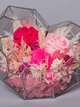 Флорариум-сердце «Барби» с живыми стабилизированными цветами 30*22*22 см - изображение 3