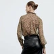 Блуза шифонова з квітковим принтом та люрексом зелено-бежева Zara розмір S - зображення 2