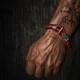 Чоловічий браслет Valknut Red&Black з паракорду з рунами вікінгів та металевою застібкою - зображення 3