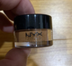 Плотный корректор для лица NYX Concealer Jar оттенок Nutmeg CJ08 - изображение 6