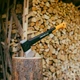 Топор колун с чехлом Fiskars X24 S для раскалывания древесины длина 60 см сталь черный FK-2800 - изображение 8