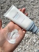 SKIN1004 Madagascar Centella Hyalu-Cica Water-Fit Sun Serum UV SPF 50+ PA++++ 50 ml Увлажняющая солнцезащитная сыворотка для лица - зображення 3