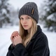 Шапка бини Famous вязаная акриловая демисезонная серая для парня и девушки универсальный размер 54-58 см - изображение 1