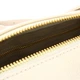 Torebka crossbody damska mała Coccinelle Sagitta E1F4A150180 H14 Biała (800070357689) - obraz 4