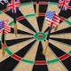 Набор для метания дротиков INVUI Javelin Dart Set с мишенью, длиной 18 дюймов, предназначен для соревнований среди взрослых и семейного отдыха. Включает 6 прочных дротиков. - изображение 7