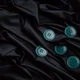 Ткань трикотаж SILKY 160 г/м2 ширина 175 см премиальная блестящая ткань для легинсов и топов черная 5254899 - зображення 4
