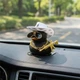 Каченя в машину з чорною ковбойською шапкою декоративна іграшка качка для салону авто на панель приладів із міцного пластику - зображення 2