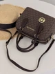 Сумка Michael Kors Hayes Duffle шоколадный - изображение 2