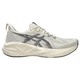 Мужские кроссовки для бега Asics Novablast 5 1011B974-250 43.5 Rice White-Black - изображение 1