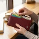 Практичний вертикальний гаманець із натуральної шкіри ST Leather 23085 Бордовий - зображення 4