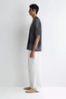 Футболка чоловіча COS oversized faded mock-neck t-shirt 1228152001 M Чорний - изображение 3