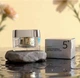 Крем для обличчя NUMBUZIN No.5 Vitamin Glutathione Dark Spot Laser Cream 50 мл освітлення пігментації та сяйво шкіри - изображение 2