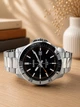 Мужские наручные часы Casio MTP-VD01D-1E2 серебристые с черным циферблатом - изображение 2