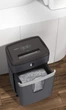 Знищувач документів HP Pro Shredder 12MC, A4, 80g х 12 листів, 2*15, 25 л, P-5 (2814) - зображення 2