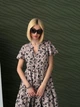 Літня сукня з квітковим принтом Fashion 46/48 капучино - зображення 4