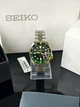 Мужские часы Seiko 5 Sports GMT SSK050K1 "Forest Green Sunrise" Limited Edition - изображение 5