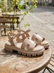 Жіночі босоніжки PARADIZE SHOES темно-бежевого кольору із натуральної шкіри на масивній підошві 40 розмір (устілка 25,4 см) - зображення 4