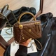 Стеганая мини-сумочка «Petite Luxe». Коричневый - изображение 5