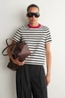 Жіноча футболка COS Clean Cut T-Shirt Black / White / Red / Striped XS (1325526019) - изображение 1