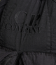 Рюкзак C.P. Company Taylon P Nylon Backpack с вышитым логотипом в чёрном цвете. - изображение 3