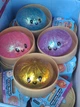 Сквиш Пельмень 10 см в коробочке, игрушка антистресс Glitter Dumpling улыбающийся пельешка в пароварке с орбиз - изображение 2