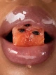 Масло для губ Gisou Honey Infused Lip Oil Watermelon Sugar 8ml - зображення 3