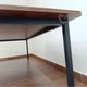 Стіл журнальний двоярусний прямокутний 120×60×46,5 см для вітальні, дому та офісу, кавовий столик у стилі лофт з нижньою полицею, стільницями з ламінованої ДСП, металевим каркасом Темний горіх, MB-186-Walnut - зображення 11