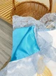 Крыжма для мальчика Family Tradition велюровая махра с вышивкой и кружевом 100х100 см белый с голубым Золотые крылья - изображение 5