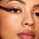 Тушь для ресниц Iconic London Triple Threat Mascara Brown коричневая 9ml - изображение 3