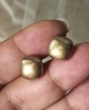 Женские сережки "Квадратики" 1.2см jewelry Бежевого цвета - изображение 2