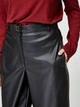 Женские брюки-бананы из экокожи с высокой посадкой Modna KAZKA MKSH2385 - 50/52, Чорний - изображение 4