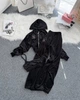Жіночий велюровий костюм з вишивкою чорний 42-46 RT2M1209 - зображення 2