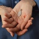 Серебряный кулон "Хамса" с фианитами 1187 Онікс - изображение 2