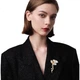 Брошь Eternelle в богемном стиле золотистого цвета, корсажная, женская - изображение 1