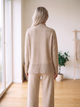 Теплий в'язаний костюм жіночий — гольф-светр oversize + брюки палаццо, капучино меланж S - зображення 4
