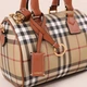 Женская сумка Burberry Mini Check Bowling бежевого цвета артикул 36590 - изображение 5