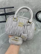 Жіноча сумка крос-боді Miu miu 18119 сіра - зображення 2
